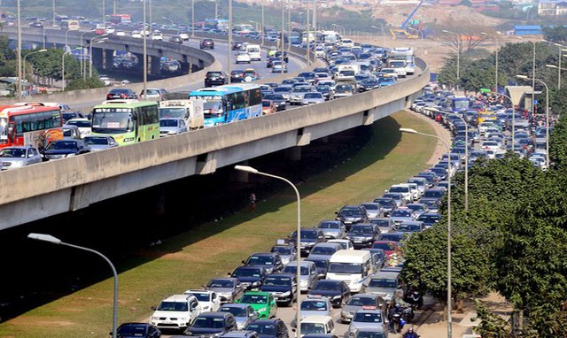 Ùn tắc trên vành đai 3 sẽ giảm bớt khi hoàn thành vành đai 4
